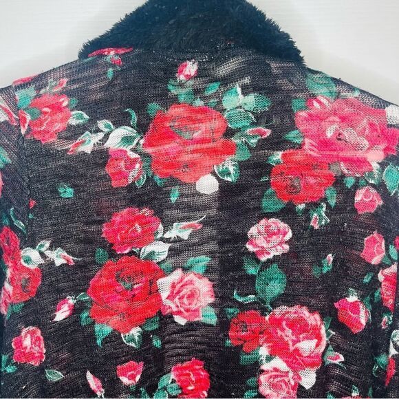 Self Esteem Girls Floral Shawl Cardigan Sweater Black Faux Fur Collar Red M - Picture 7 of 10